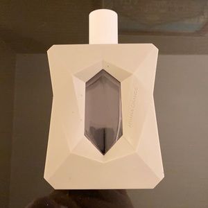 Ariana Grande God is a Woman perfume